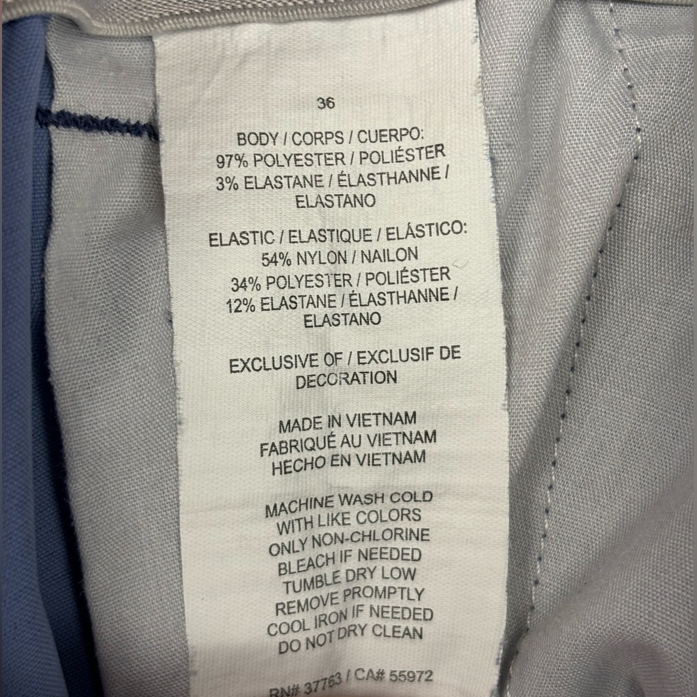 Callaway- Golf shorts-‎ 36- Excellent condition!! - Picture 3 of 3